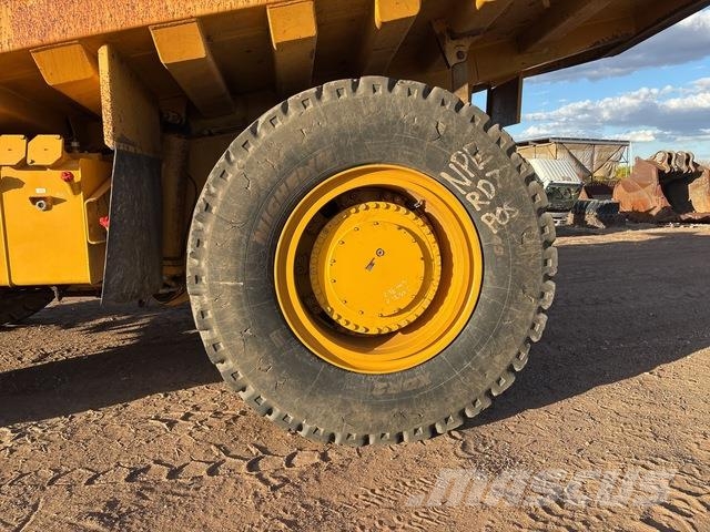 Komatsu HD785-5 Articulated Haulers