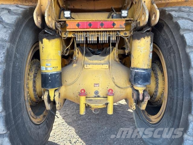 Komatsu HD785-5 Articulated Haulers
