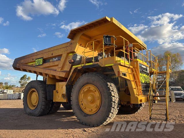 Komatsu HD785-5 Articulated Haulers