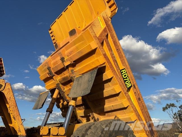 Komatsu HD785-5 Articulated Haulers
