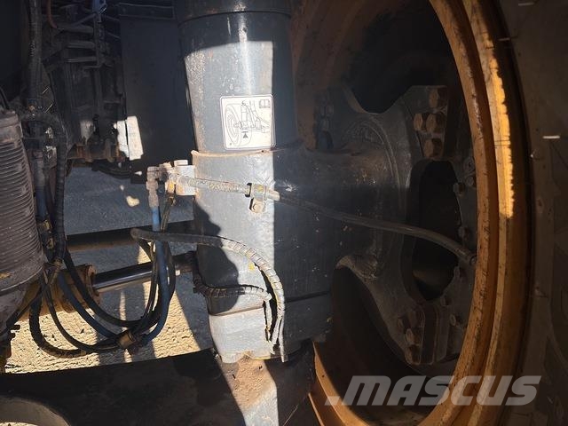 Komatsu HD785-5 Tankbiler