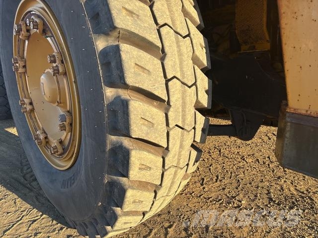 Komatsu HD785-5 Tankbiler
