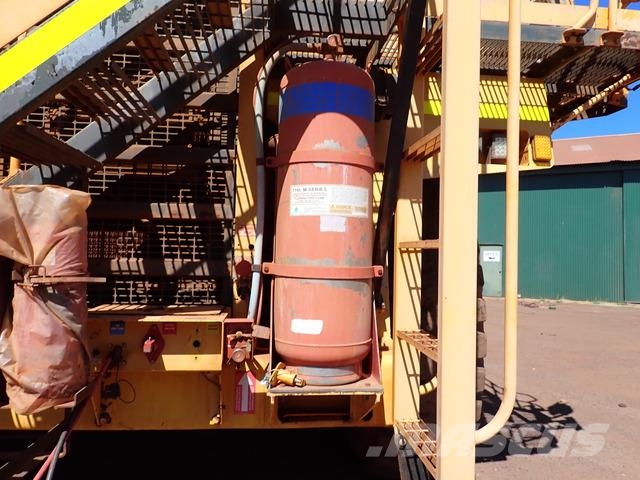 Komatsu HD785-5 Βυτία νερού