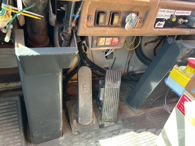Komatsu HD785-5 Βυτία νερού