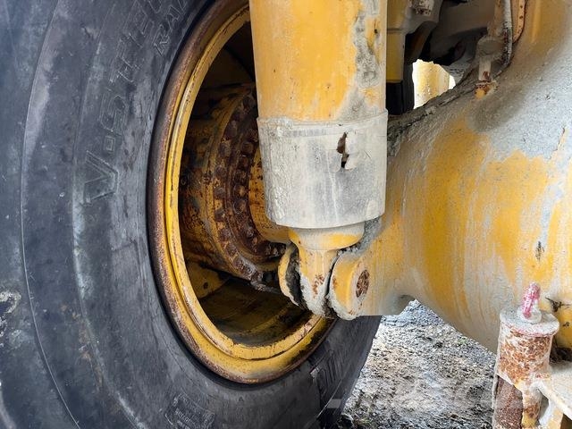 Komatsu HD785-5 Terrængående lastbiler