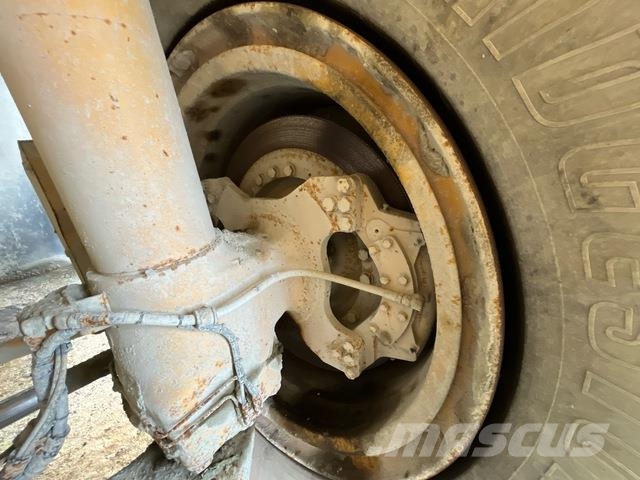 Komatsu HD785-5 Terrængående lastbiler