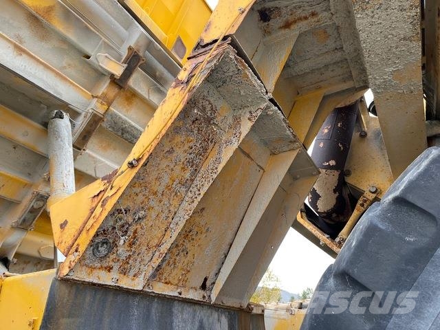 Komatsu HD785-5 Terrængående lastbiler