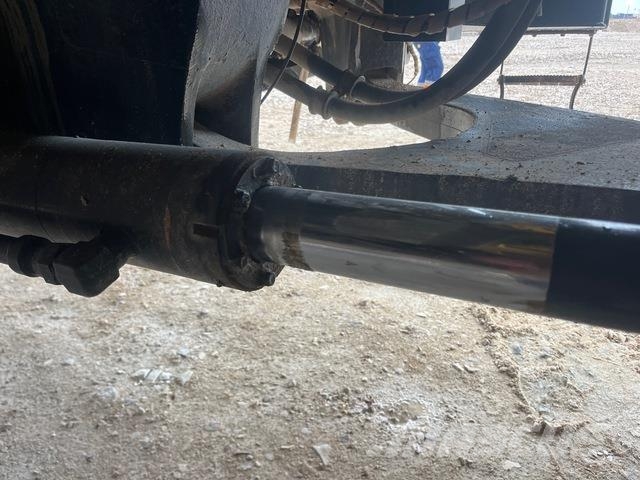 Komatsu HD785-7 Dumper - Knickgelenk