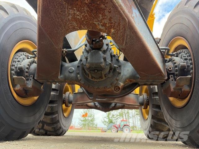 Komatsu HM300-5 Caminhão basculante articulado ADT
