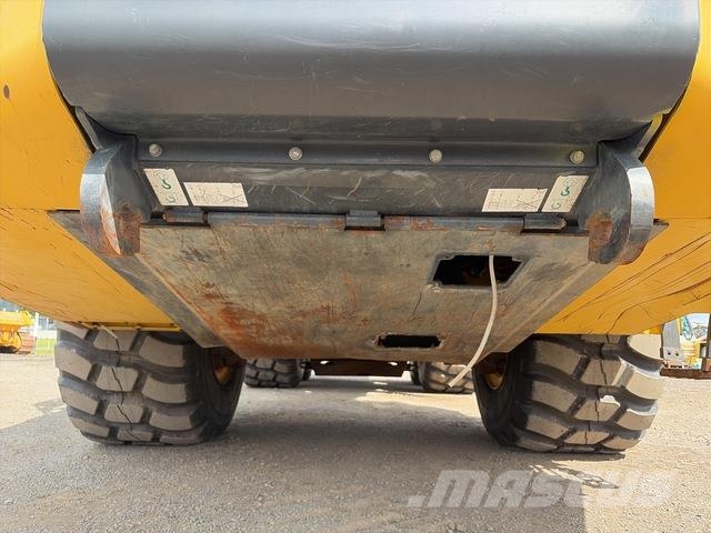 Komatsu HM300-5 Caminhão basculante articulado ADT