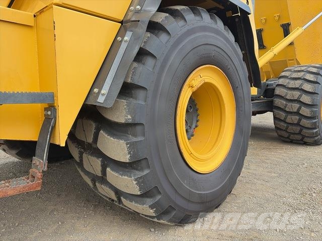 Komatsu HM300-5 Caminhão basculante articulado ADT