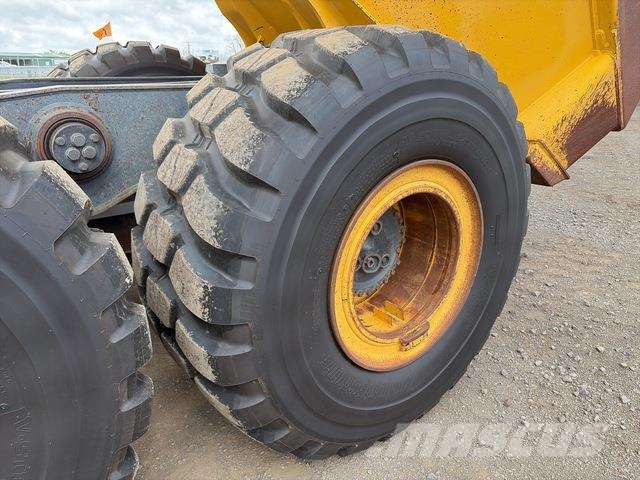 Komatsu HM300-5 Caminhão basculante articulado ADT