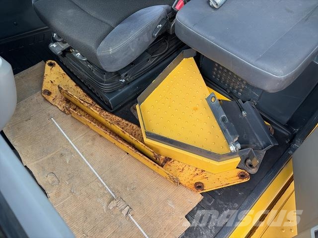 Komatsu HM300-5 Caminhão basculante articulado ADT