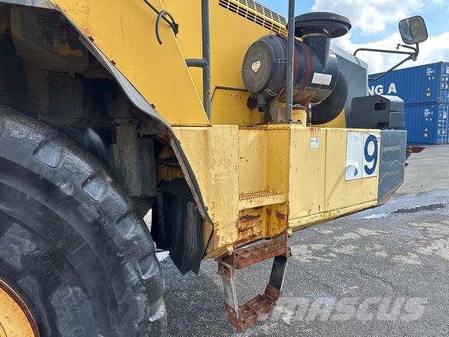 Komatsu HM400-2 Zglobni damperi