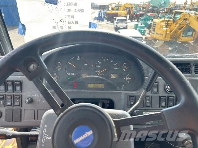 Komatsu HM400-2 Zglobni damperi