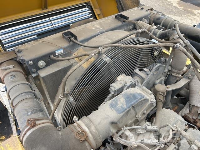 Komatsu HM400-2 Zglobni damperi