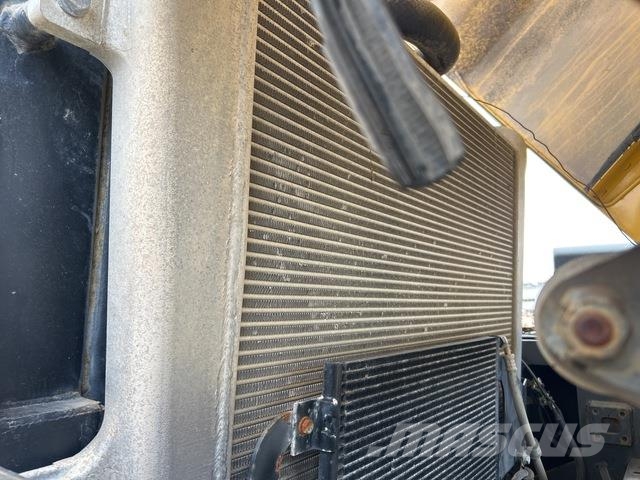 Komatsu HM400-2 Zglobni damperi
