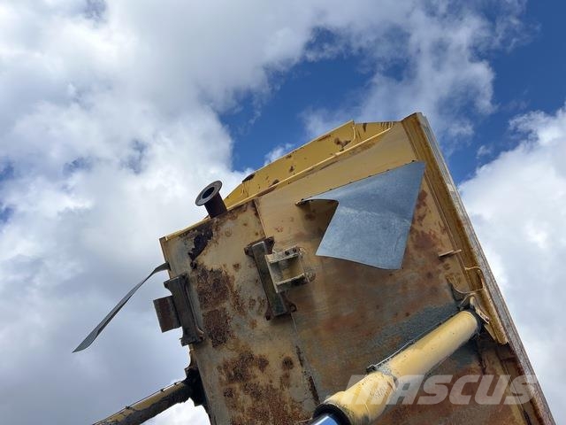 Komatsu HM400-2 Zglobni damperi