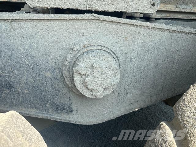 Komatsu HM400-3 ساحبات مفصلية