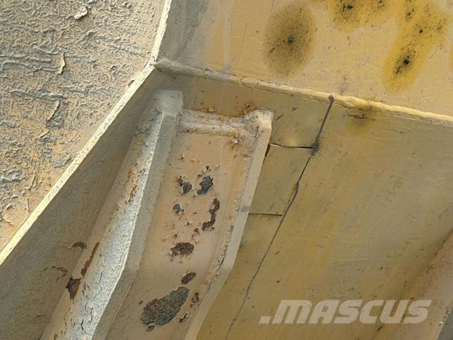 Komatsu HM400-3 ساحبات مفصلية