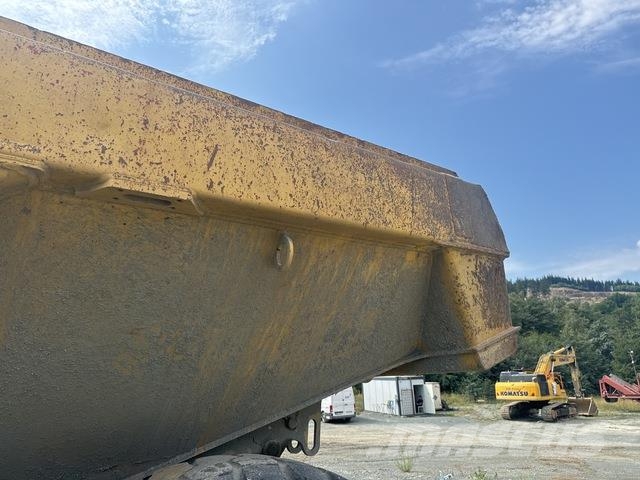 Komatsu HM400-3 ساحبات مفصلية