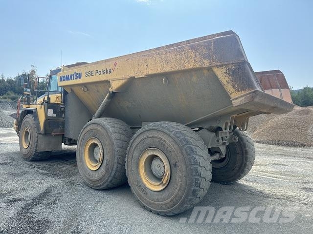 Komatsu HM400-3 ساحبات مفصلية