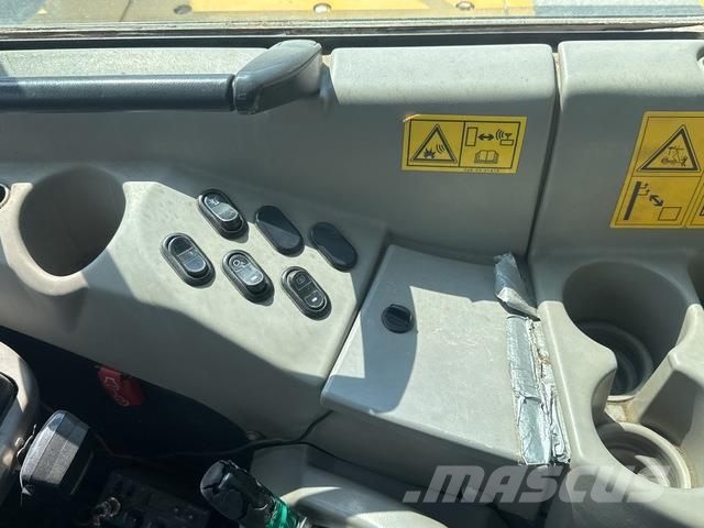 Komatsu HM400-3 ساحبات مفصلية