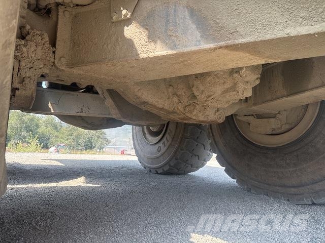Komatsu HM400-3 ساحبات مفصلية