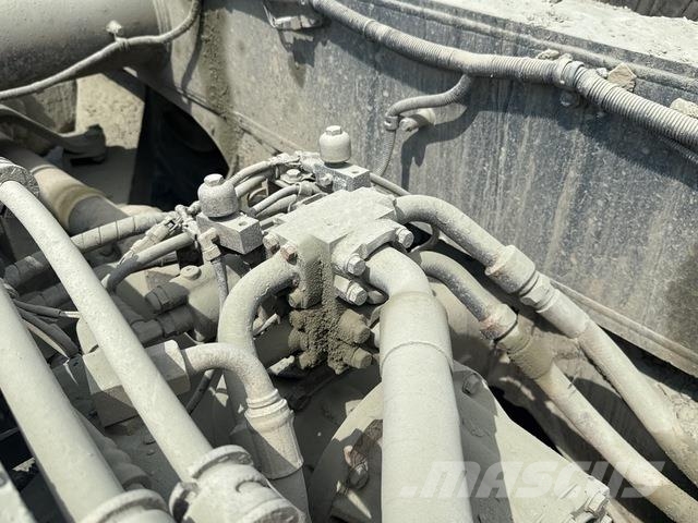 Komatsu HM400-3 ساحبات مفصلية