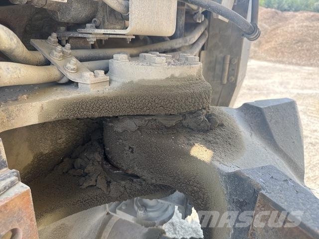Komatsu HM400-3 ساحبات مفصلية