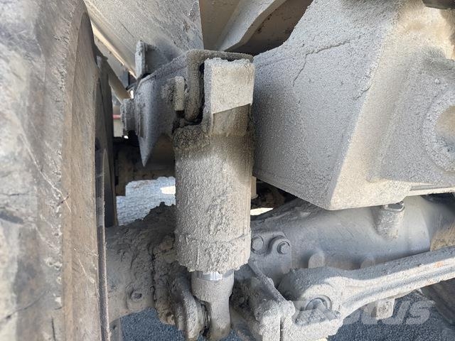 Komatsu HM400-3 ساحبات مفصلية