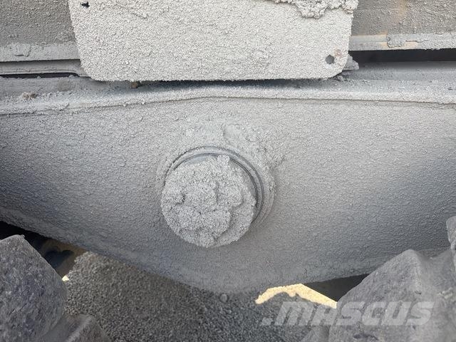 Komatsu HM400-3 ساحبات مفصلية