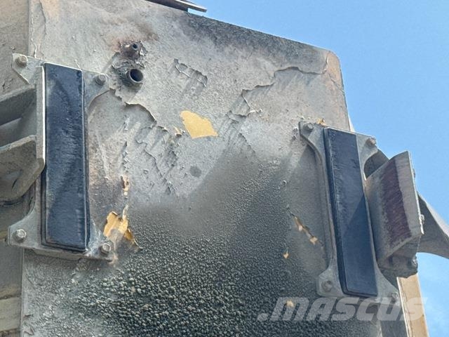 Komatsu HM400-3 ساحبات مفصلية