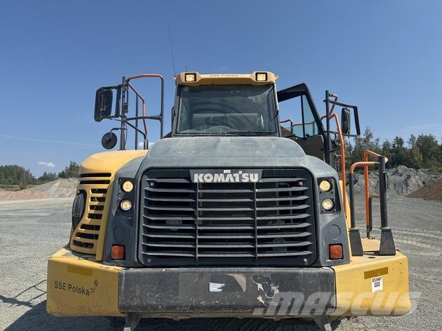 Komatsu HM400-3 ساحبات مفصلية