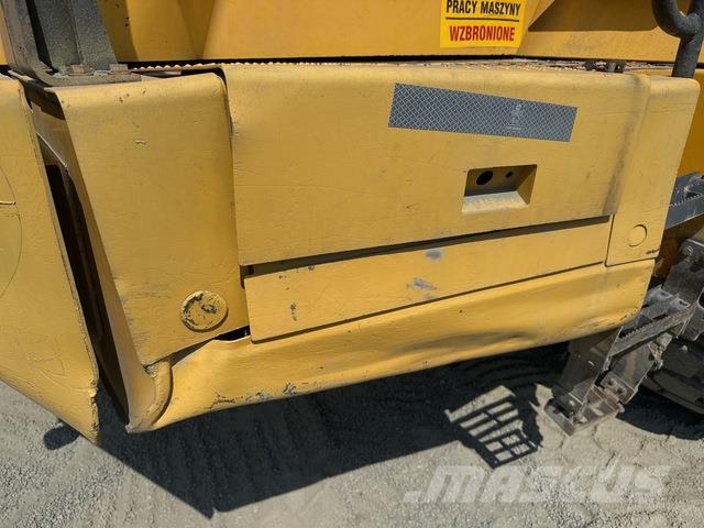 Komatsu HM400-3 ساحبات مفصلية