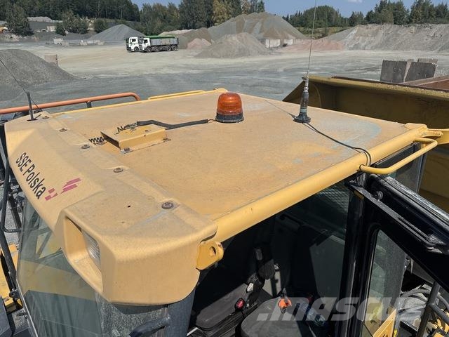 Komatsu HM400-3 ساحبات مفصلية
