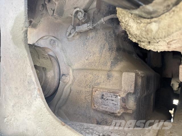 Komatsu HM400-3 ساحبات مفصلية