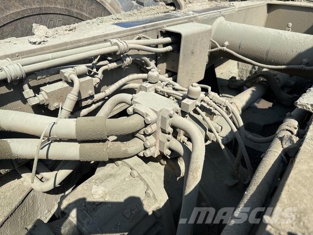 Komatsu HM400-3 ساحبات مفصلية
