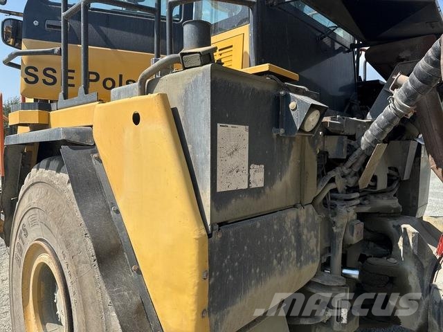 Komatsu HM400-3 ساحبات مفصلية
