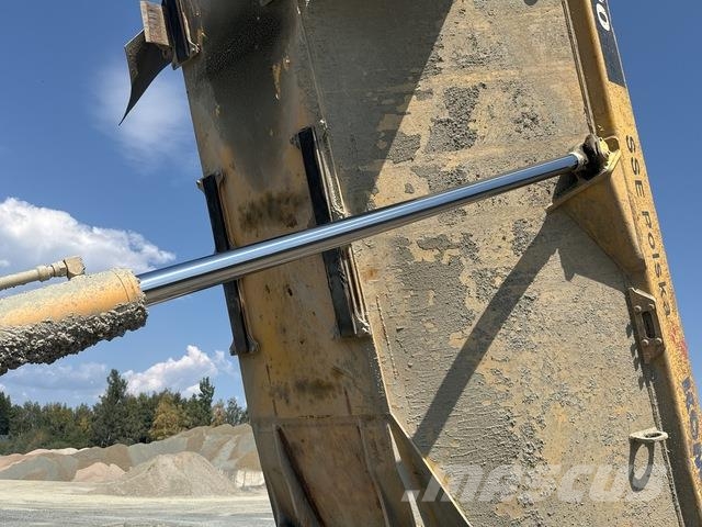 Komatsu HM400-3 ساحبات مفصلية