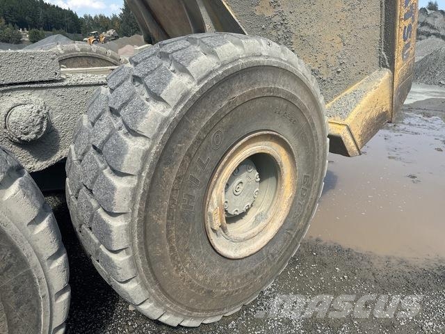 Komatsu HM400-3 ساحبات مفصلية