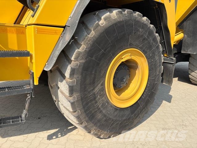 Komatsu HM400-3R Transportoare articulate