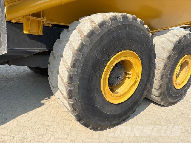 Komatsu HM400-3R Transportoare articulate