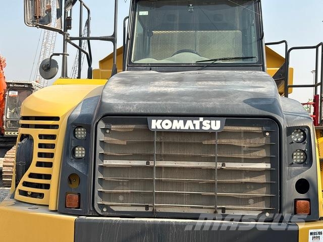 Komatsu HM400-3R Transportoare articulate