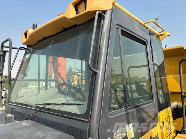 Komatsu HM400-3R Transportoare articulate