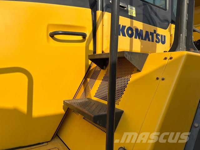 Komatsu HM400-3R Transportoare articulate