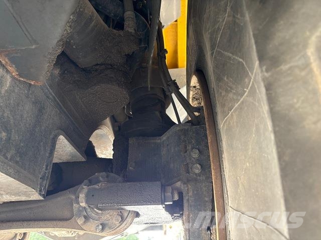 Komatsu HM400-3R Transportoare articulate