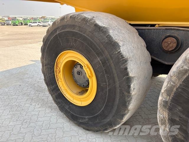 Komatsu HM400-3R Transportoare articulate