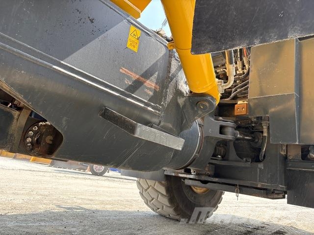Komatsu HM400-3R Transportoare articulate