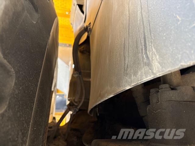 Komatsu HM400-3R Transportoare articulate